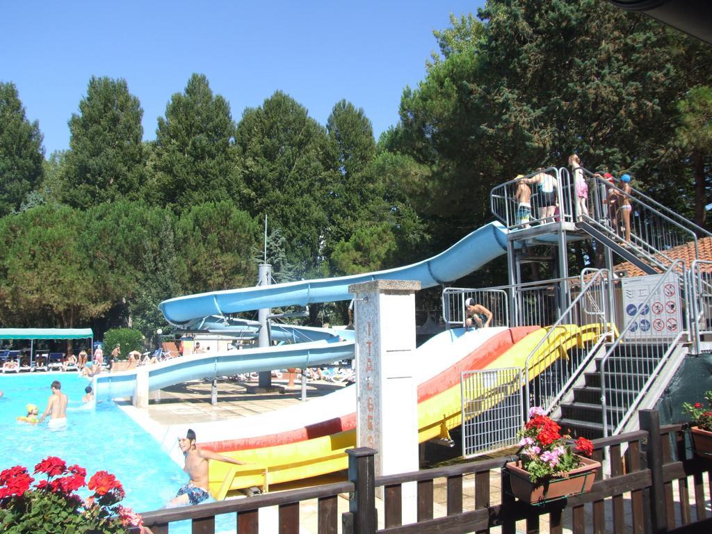 Camping Villaggio Italgest SantʼArcangelo Dış mekan fotoğraf