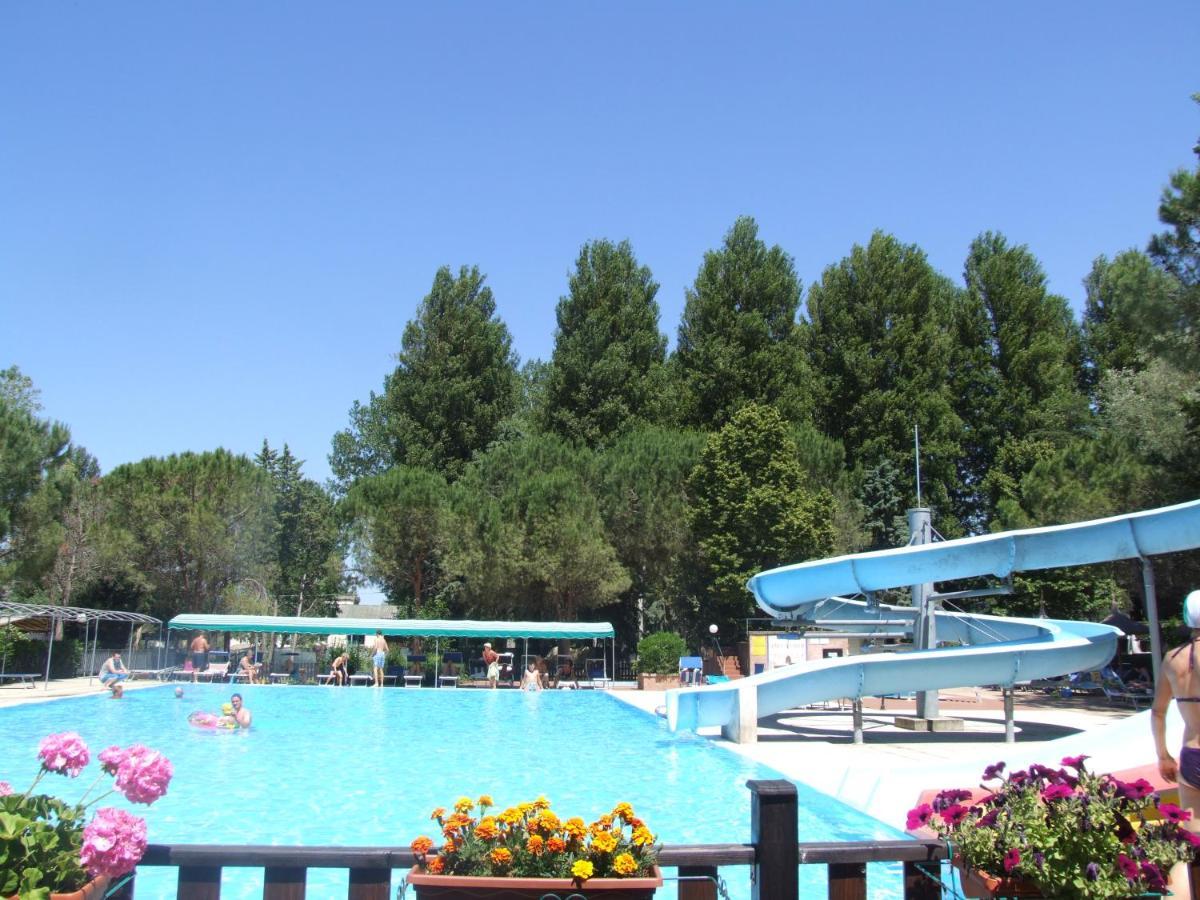 Camping Villaggio Italgest SantʼArcangelo Dış mekan fotoğraf