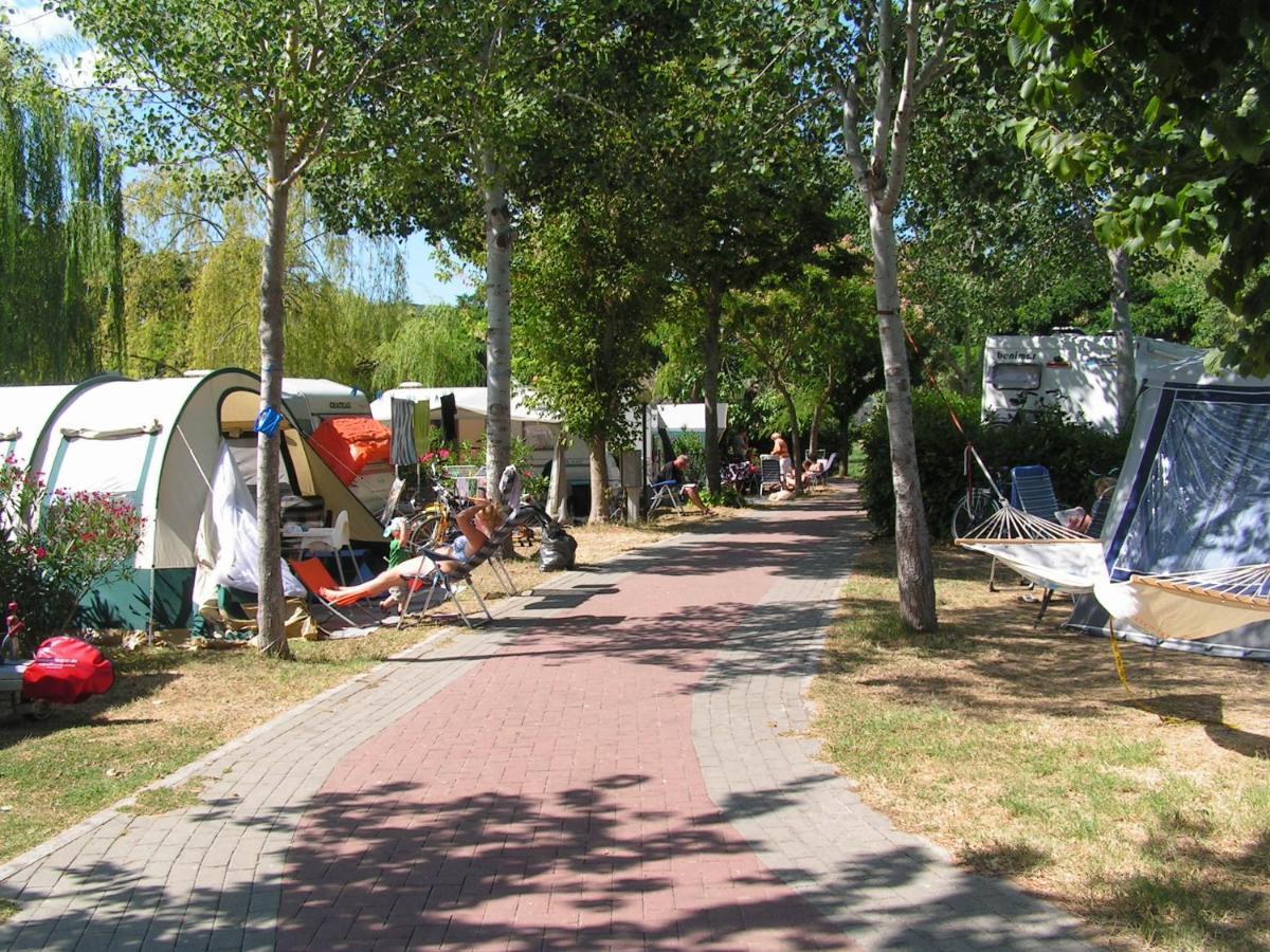 Camping Villaggio Italgest SantʼArcangelo Dış mekan fotoğraf