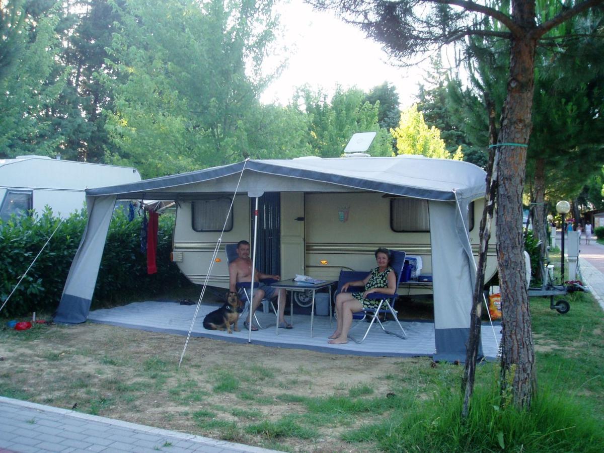 Camping Villaggio Italgest SantʼArcangelo Dış mekan fotoğraf
